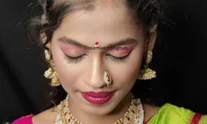 Lavish Beauty Salon  Academy